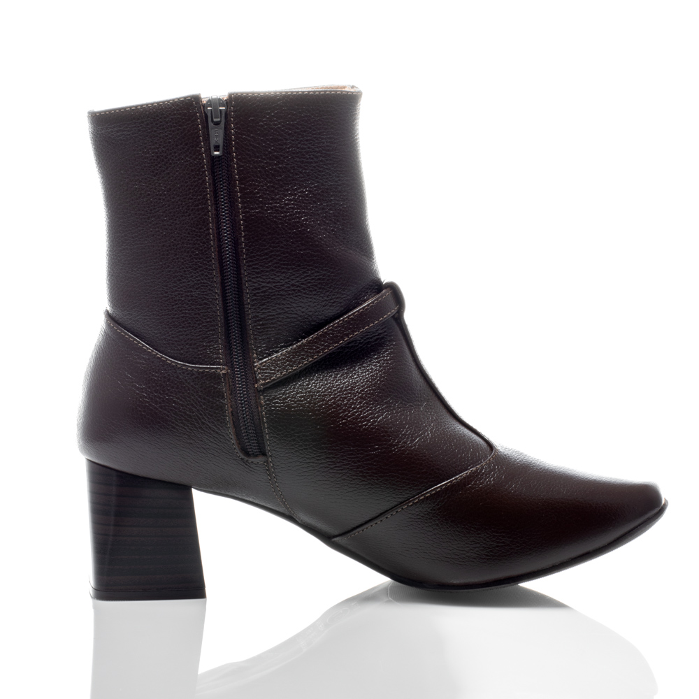 Bota Couro Marrom